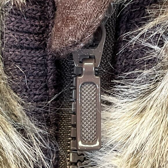 STARTING OUT Vest Girls Size 9 Months Brown Faux Fur Full Zip Sleeveless 9M Flaw - Picture 3 of 12